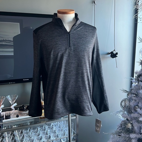 New PGA TOUR Men's Two-Tone Space-Dyed Quarter-Zip Golf Pullover Size Medium - Picture 1 of 5